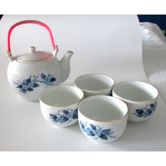 Vintage Golden China Asian Tea Set - 4 Cups & Pot Blue Floral - Ceramic Taiwan - Picture 3 of 16